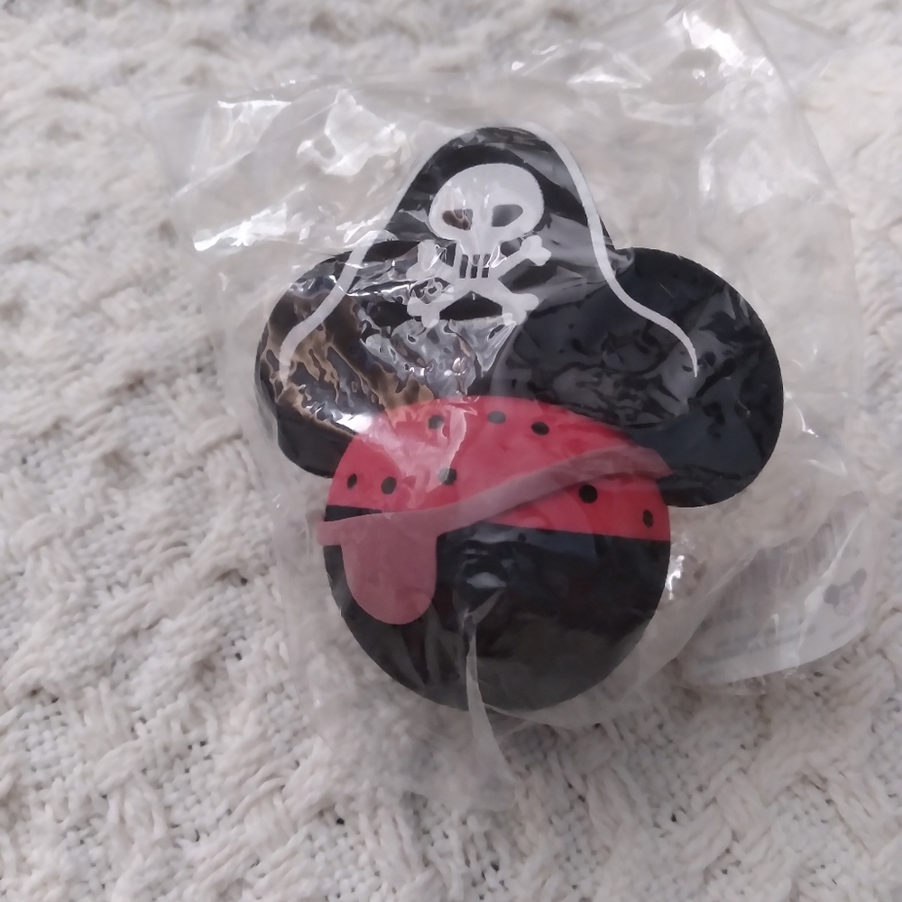 Vintage Disney Pirates of the Caribbean antenna topper - Picture 2 of 3